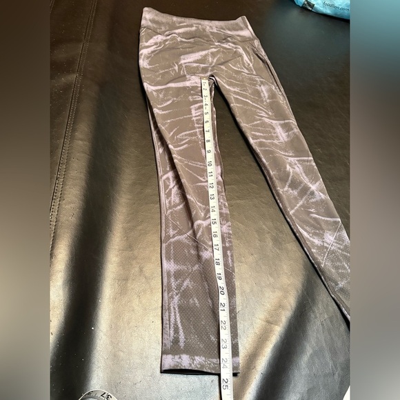 Lululemon Ebb to Street Tight Leggings Size 4 - Picture 10 of 12